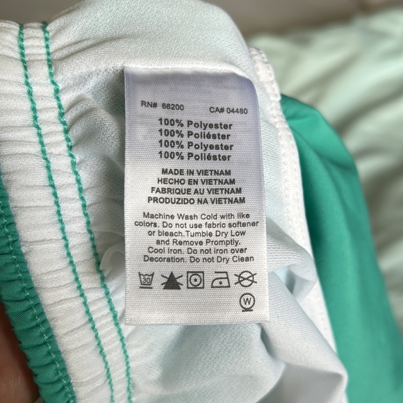 ASICS running shorts - Picture 3 of 3